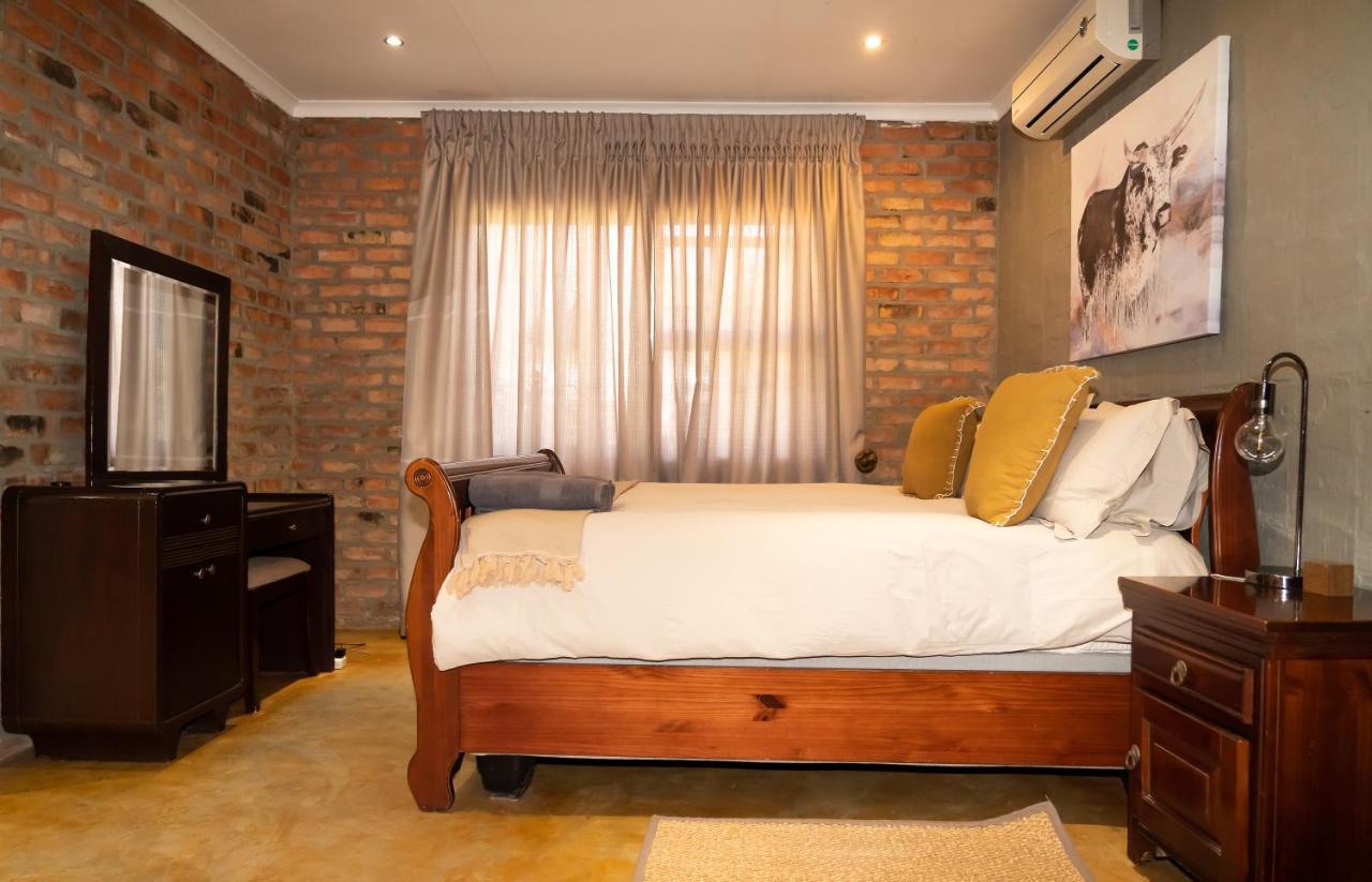 Maretlwane Guesthouse Buffelspoort Exteriör bild