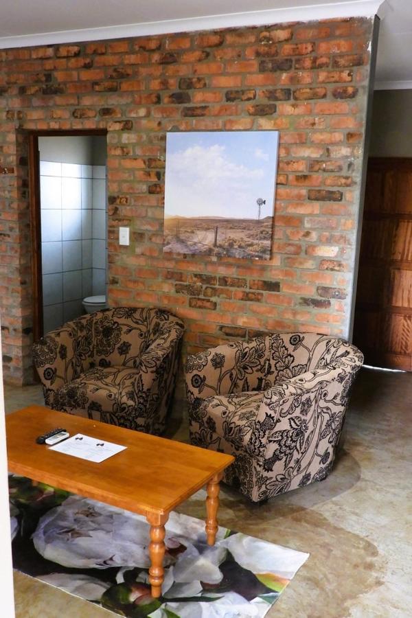 Maretlwane Guesthouse Buffelspoort Exteriör bild