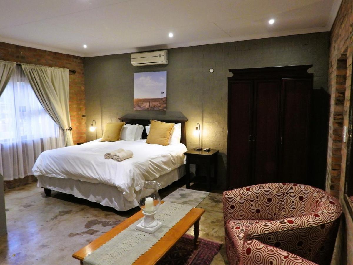 Maretlwane Guesthouse Buffelspoort Exteriör bild